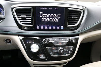 2018 Chrysler Pacifica Hybrid Limited