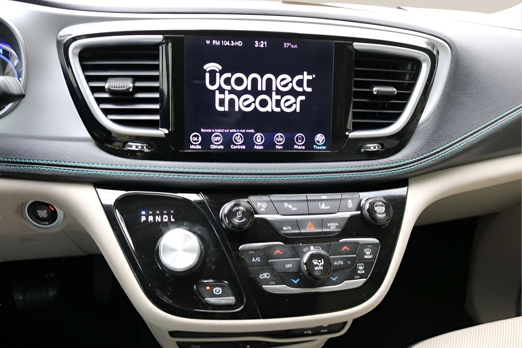 2018 Chrysler Pacifica Hybrid Limited