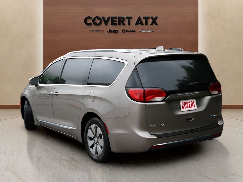 2018 Chrysler Pacifica Hybrid Limited