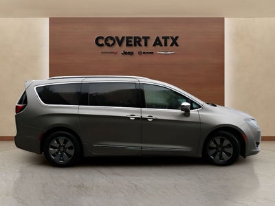 2018 Chrysler Pacifica Hybrid Limited