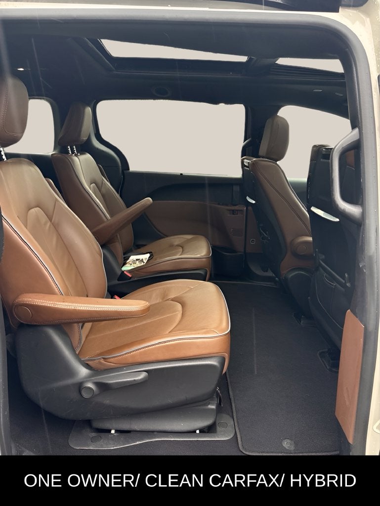 2020 Chrysler Pacifica Hybrid Limited