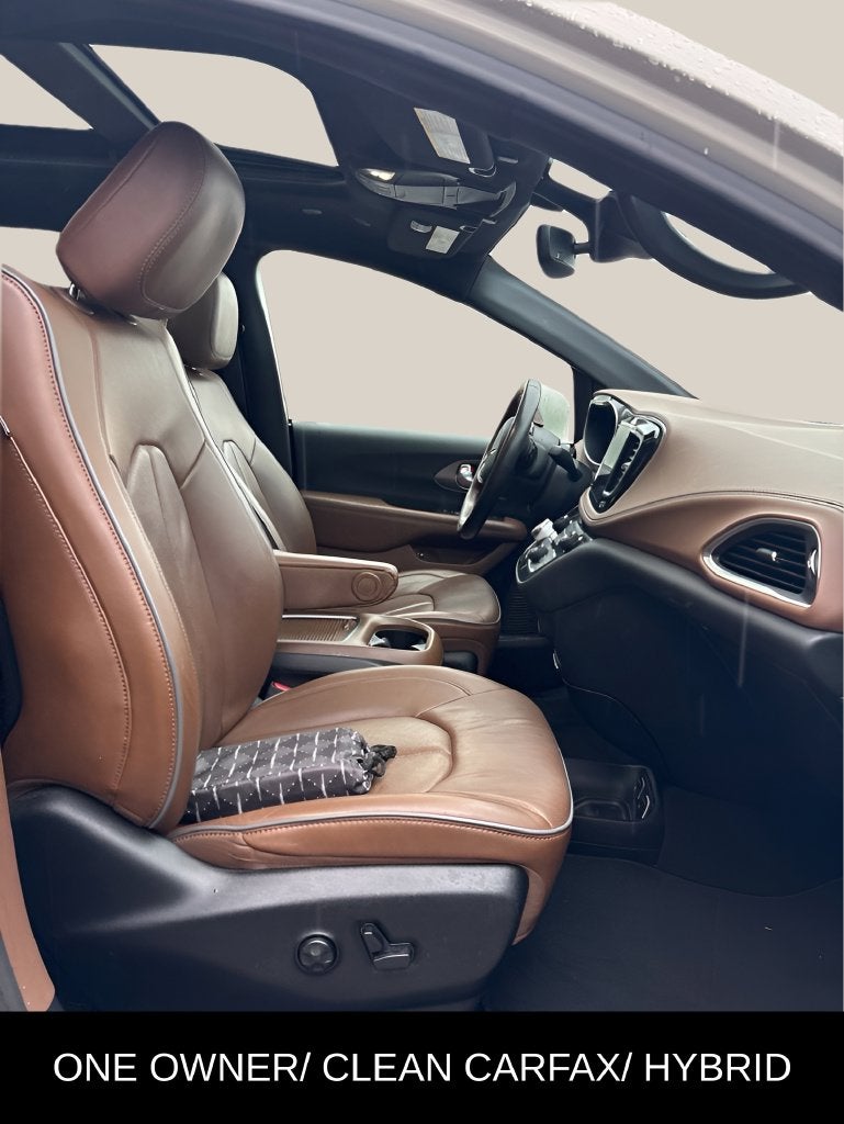 2020 Chrysler Pacifica Hybrid Limited