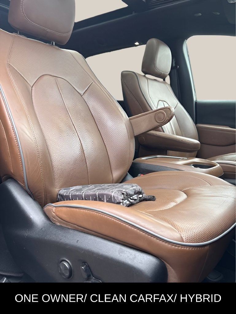 2020 Chrysler Pacifica Hybrid Limited