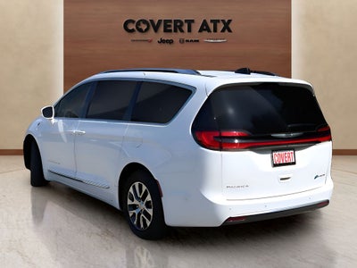 2024 Chrysler Pacifica Hybrid Pinnacle