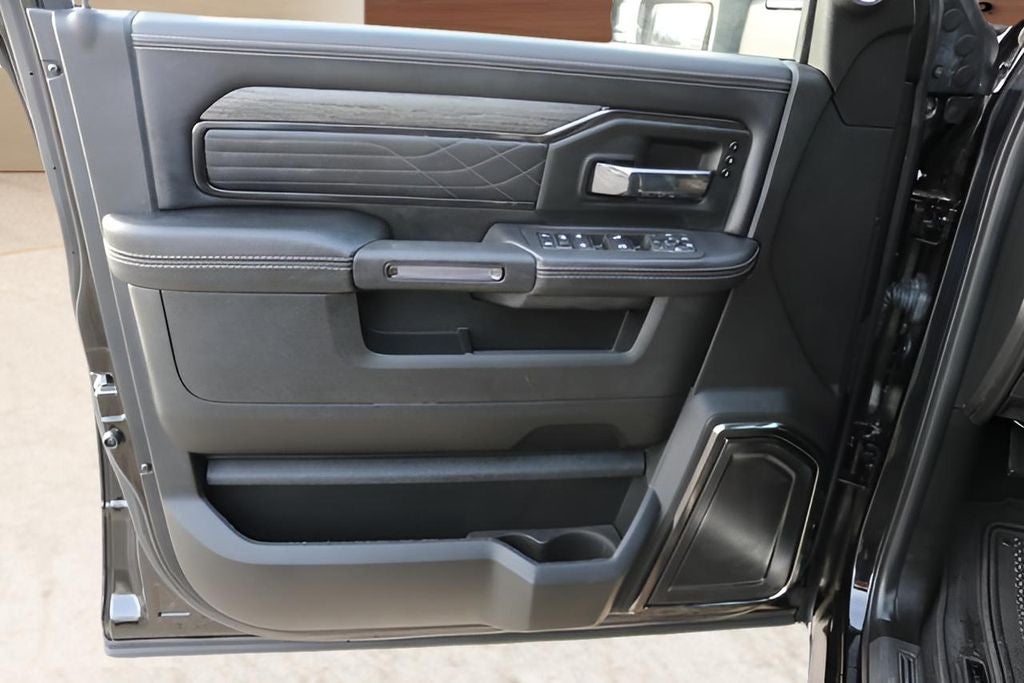 2025 RAM 3500 Limited