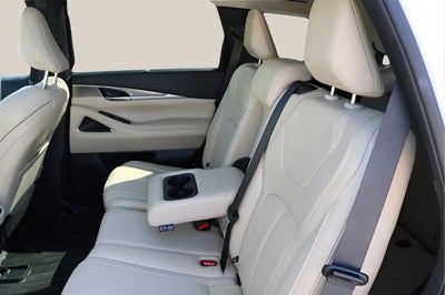 2024 INFINITI QX60 LUXE