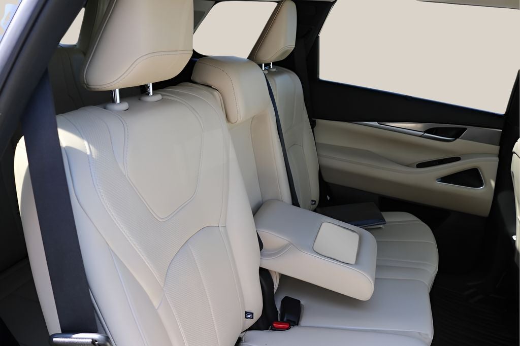 2024 INFINITI QX60 LUXE