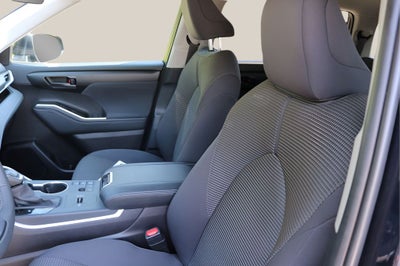 2025 Toyota Highlander LE