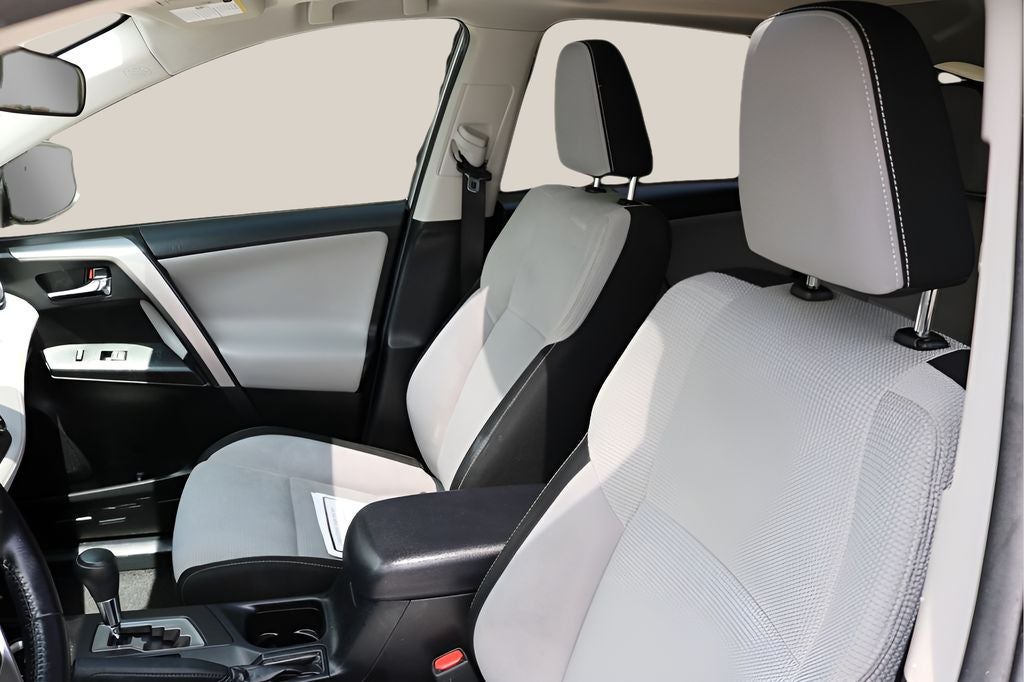 2017 Toyota RAV4 Hybrid XLE