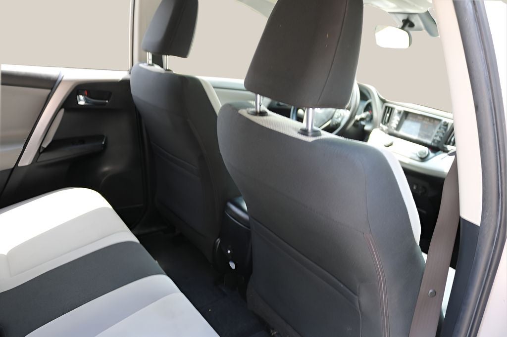 2017 Toyota RAV4 Hybrid XLE