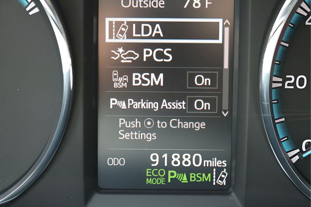 2017 Toyota RAV4 Hybrid XLE