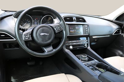 2017 Jaguar F-PACE 35t Premium