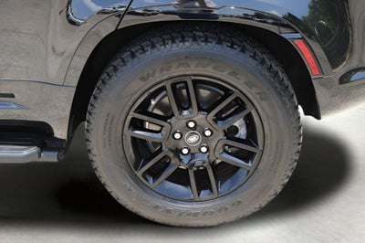 2025 Land Rover Defender 110 X-Dynamic SE