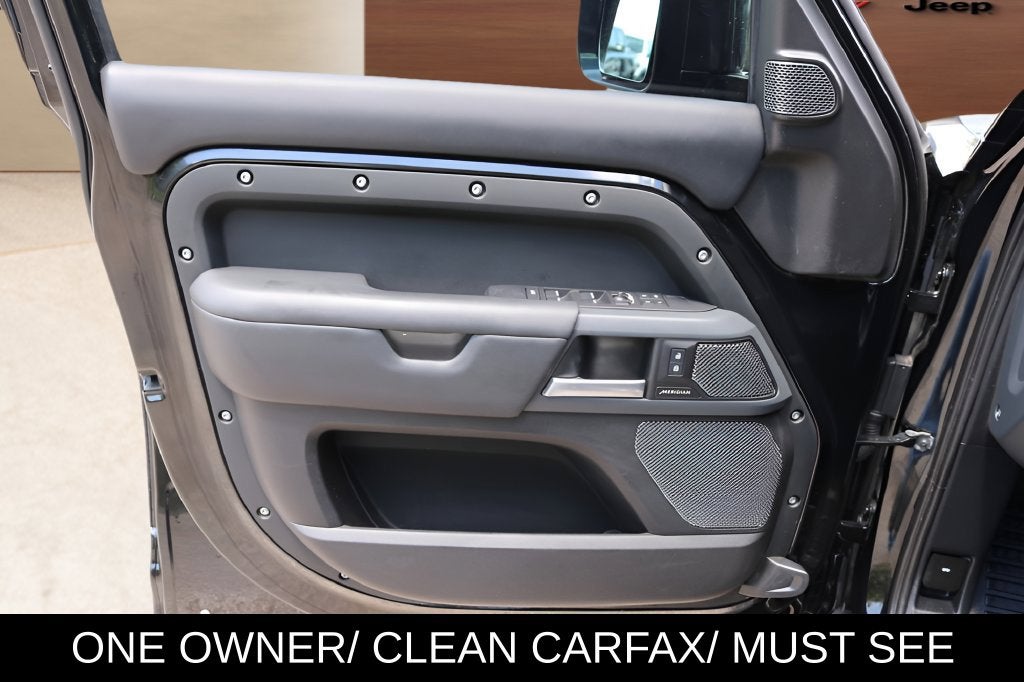 2024 Land Rover Defender 110 X-Dynamic SE