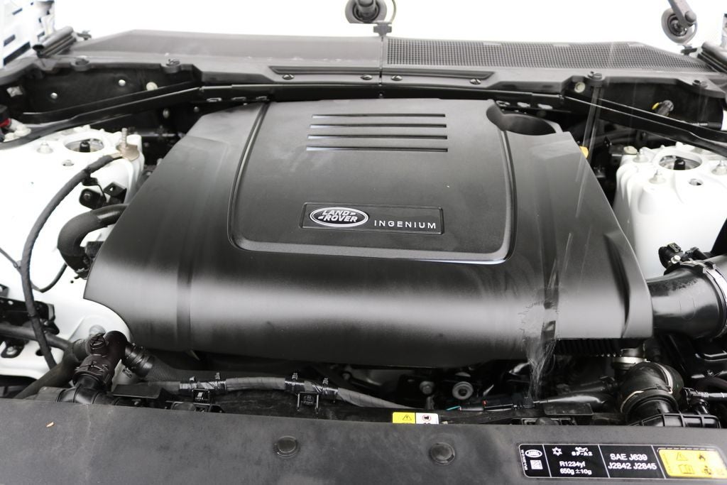 2025 Land Rover Defender 110 S