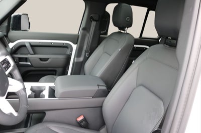 2025 Land Rover Defender 110 S