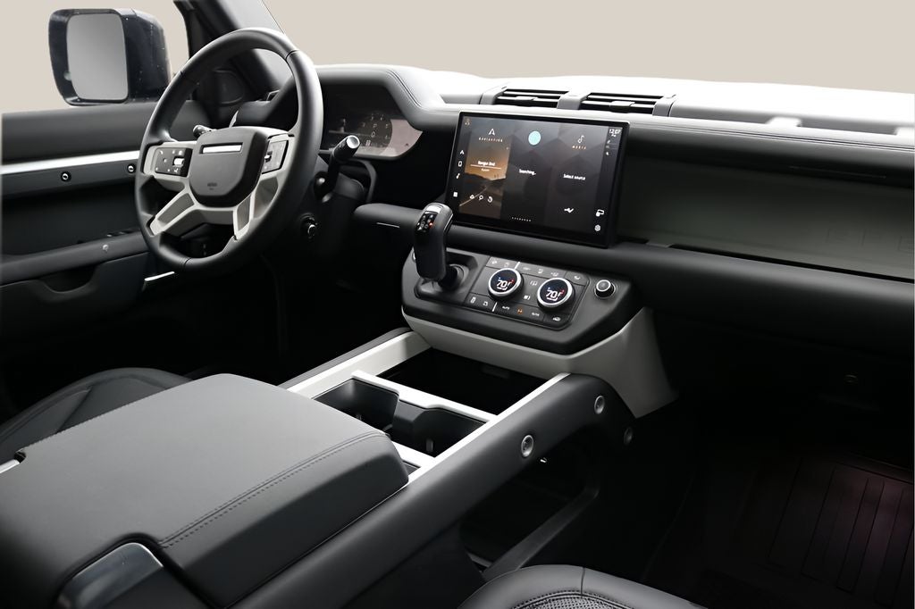 2025 Land Rover Defender 110 S