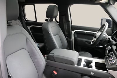 2025 Land Rover Defender 110 S