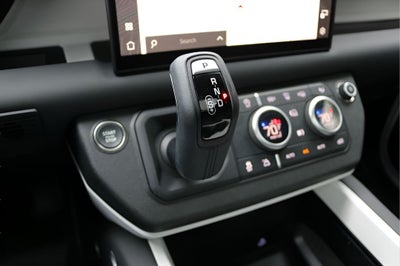 2025 Land Rover Defender 110 S
