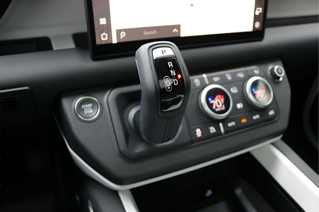 2025 Land Rover Defender 110 S