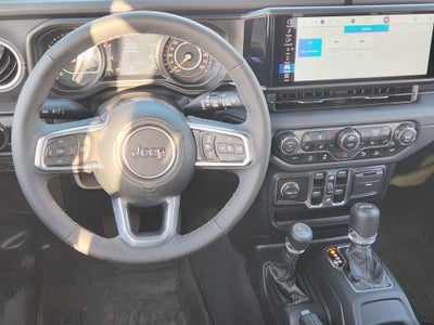 2025 Jeep Wrangler 4-Door Sahara 4x4