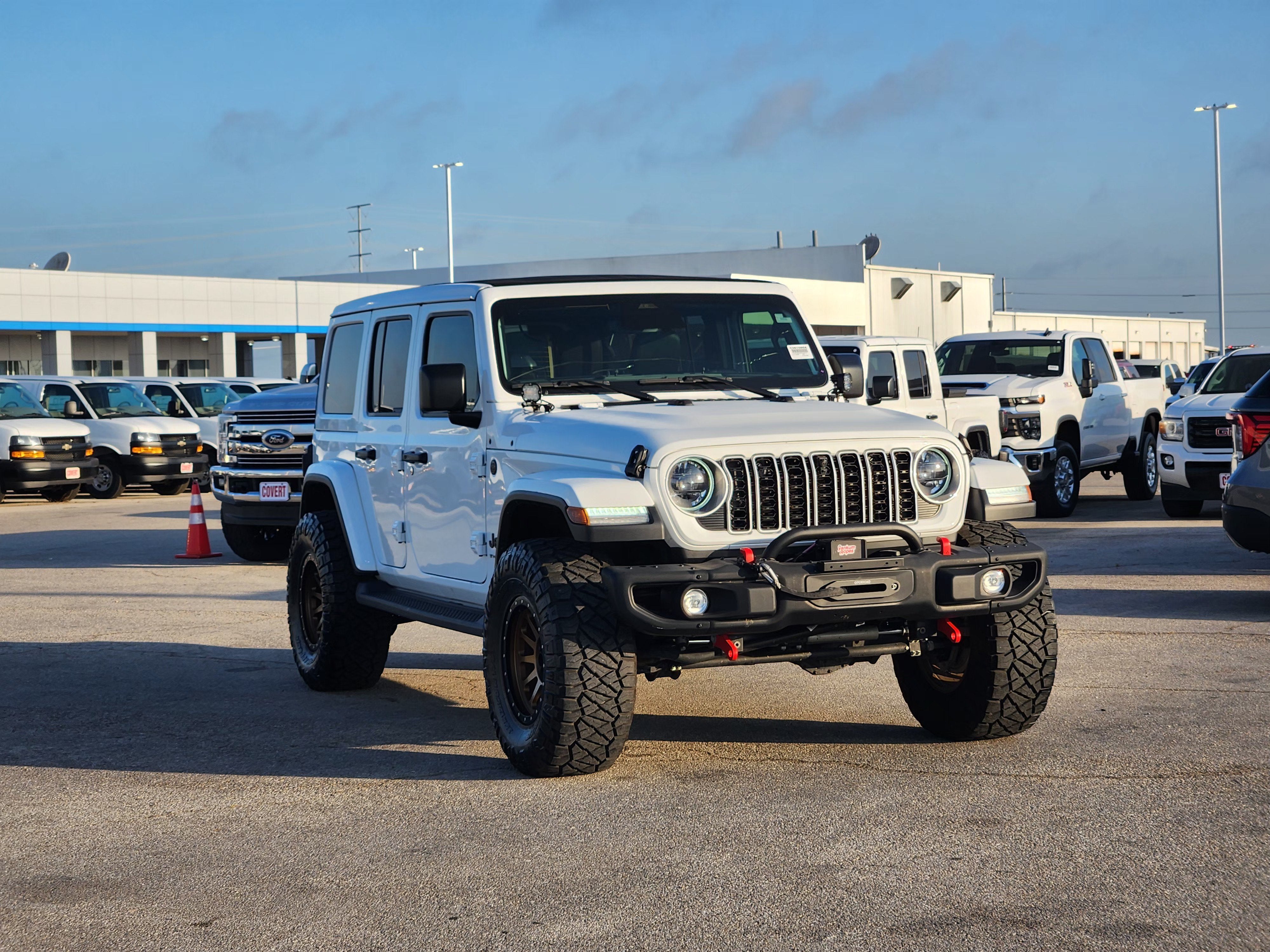 2025 Jeep Wrangler 4-Door Sahara 4x4