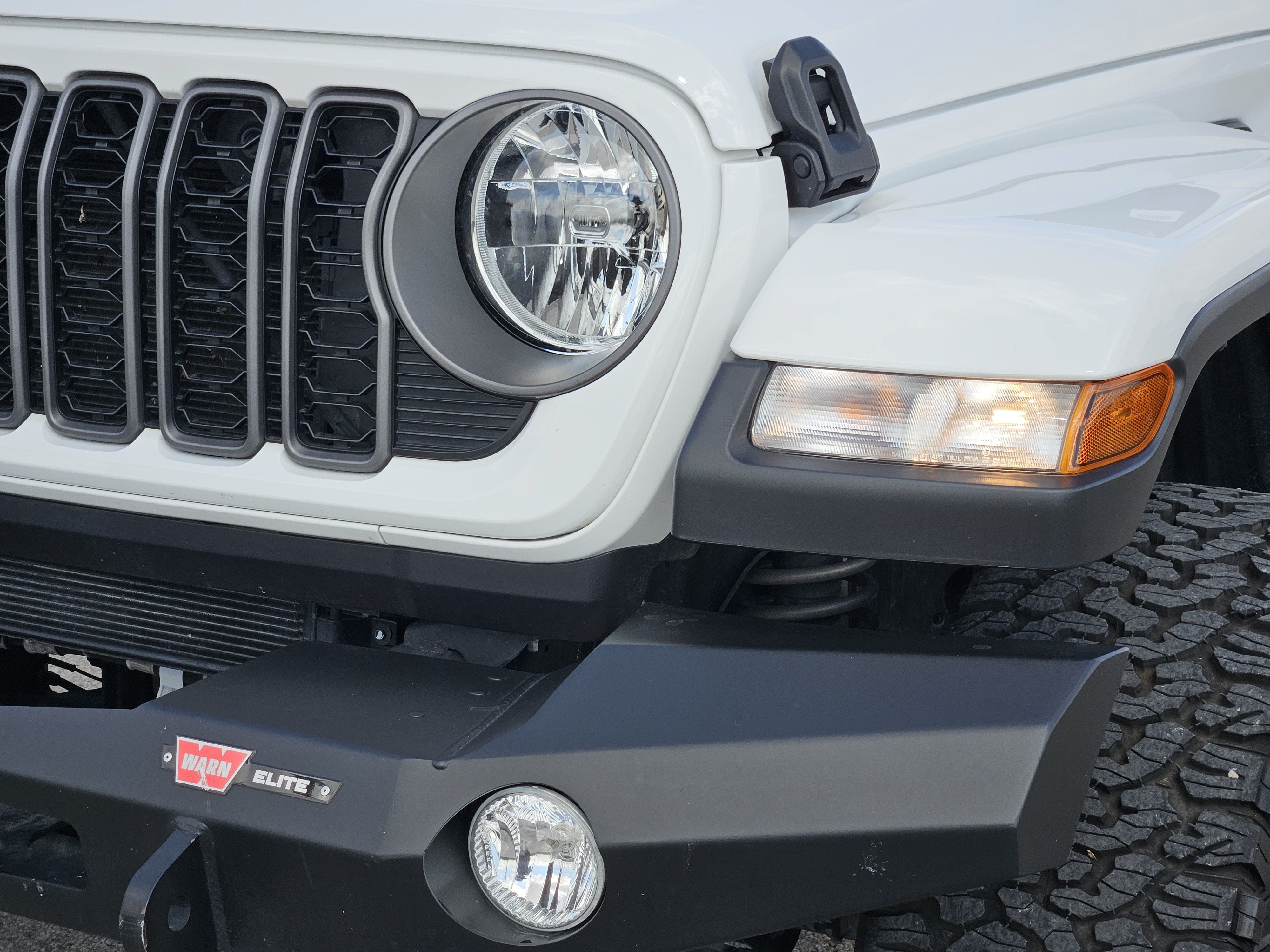2025 Jeep Gladiator High Tide