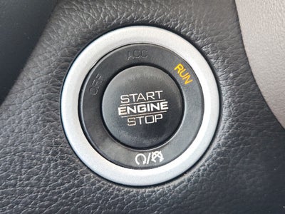 2022 RAM 1500 Laramie Crew Cab 4x4 5'7" Box