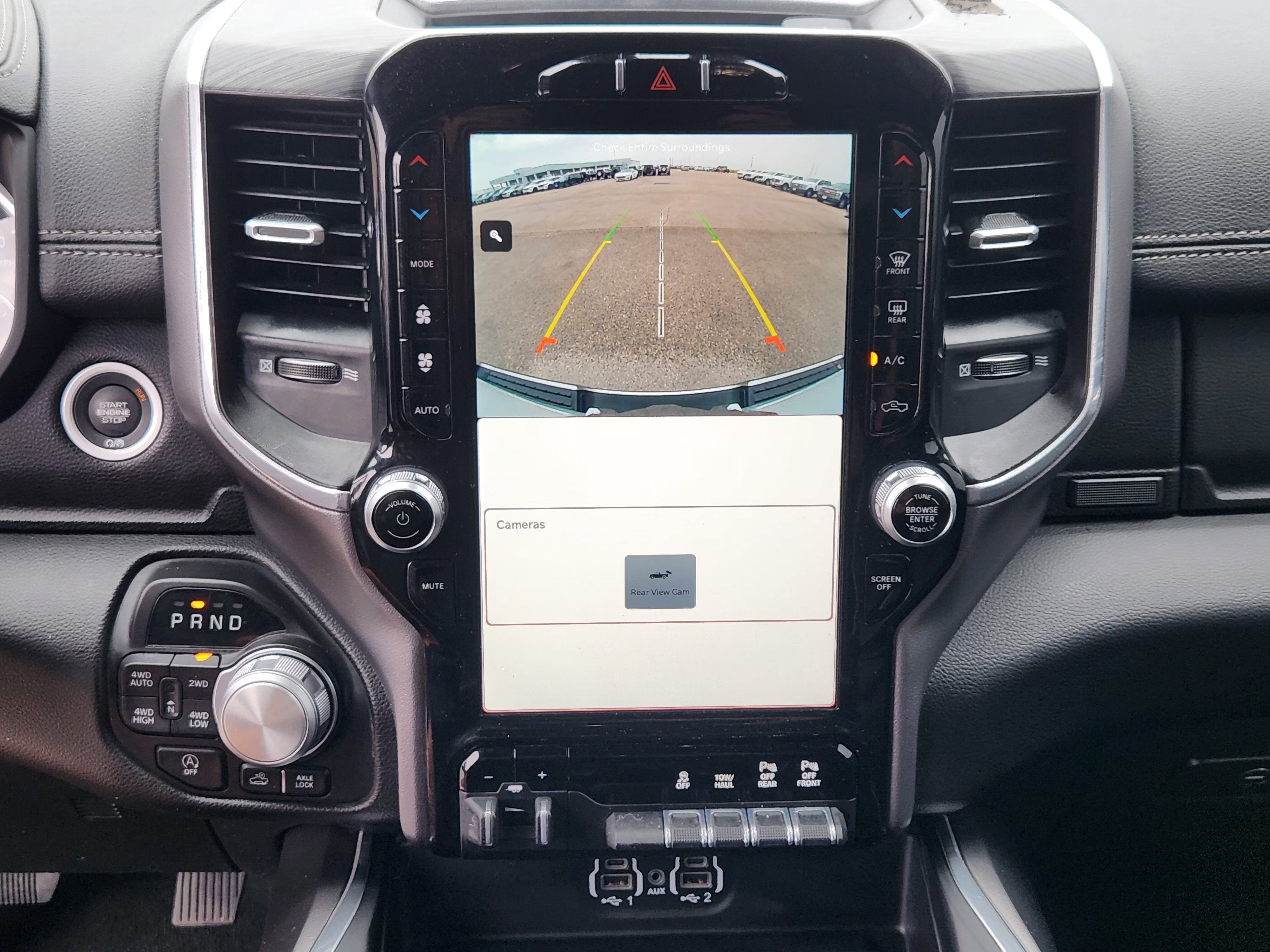2023 RAM 1500 Laramie Crew Cab 4x4 5'7" Box