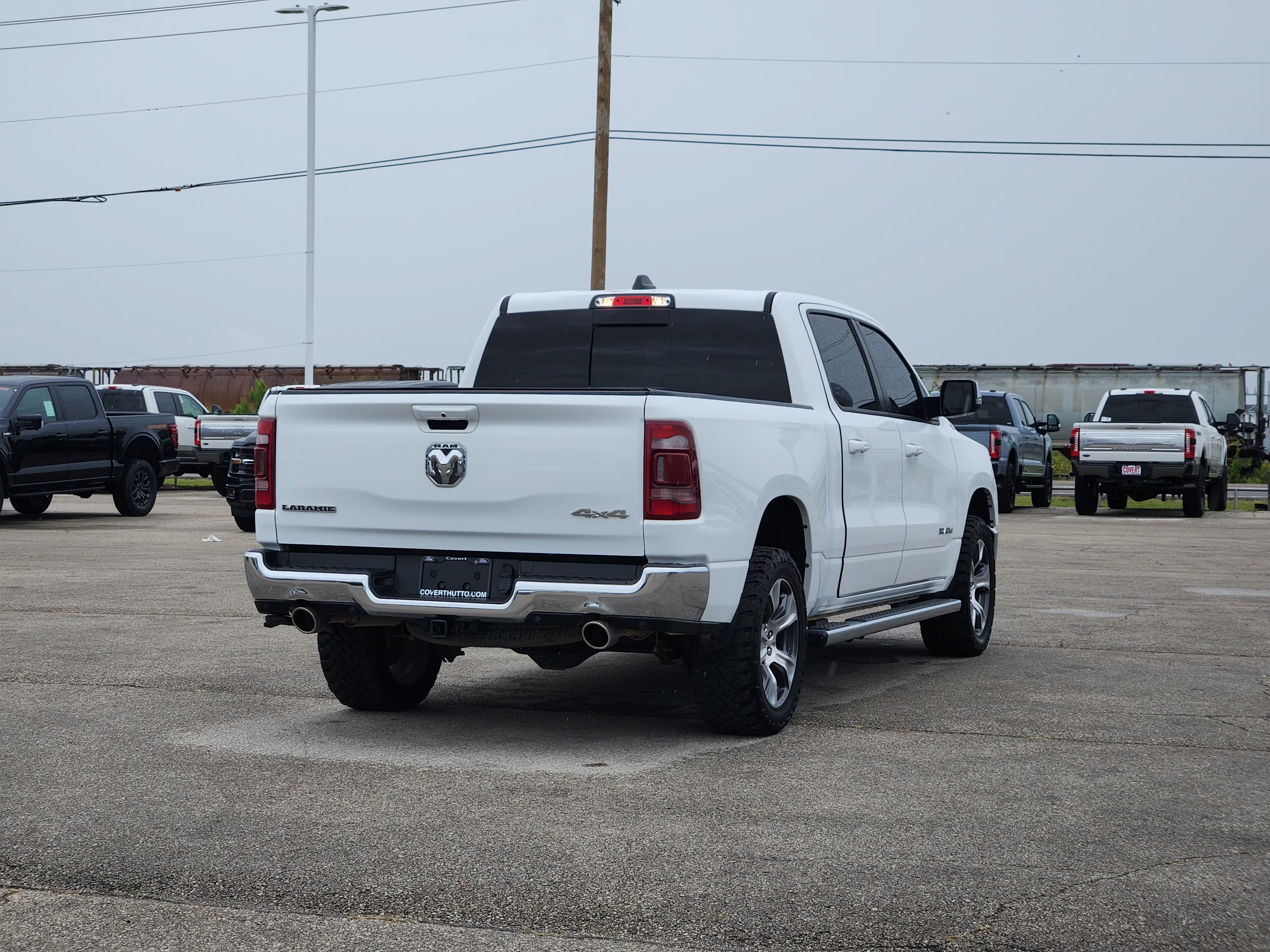 2023 RAM 1500 Laramie Crew Cab 4x4 5'7" Box