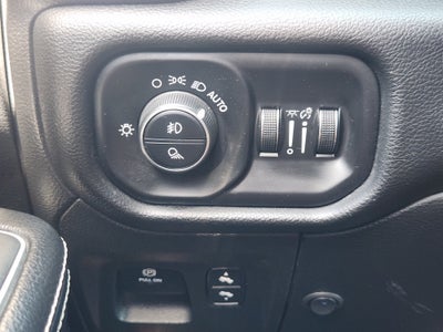 2023 RAM 1500 Laramie Crew Cab 4x4 5'7" Box
