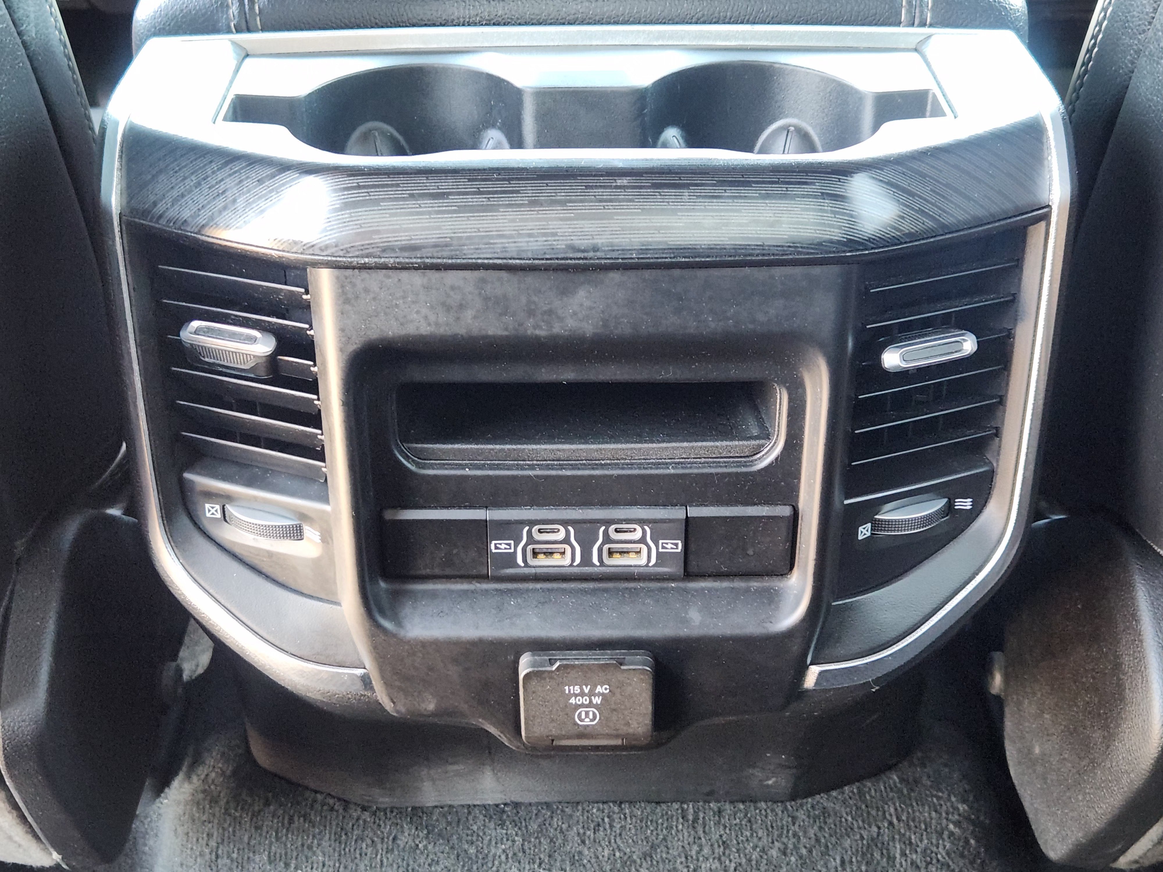 2023 RAM 1500 Laramie Crew Cab 4x4 5'7" Box