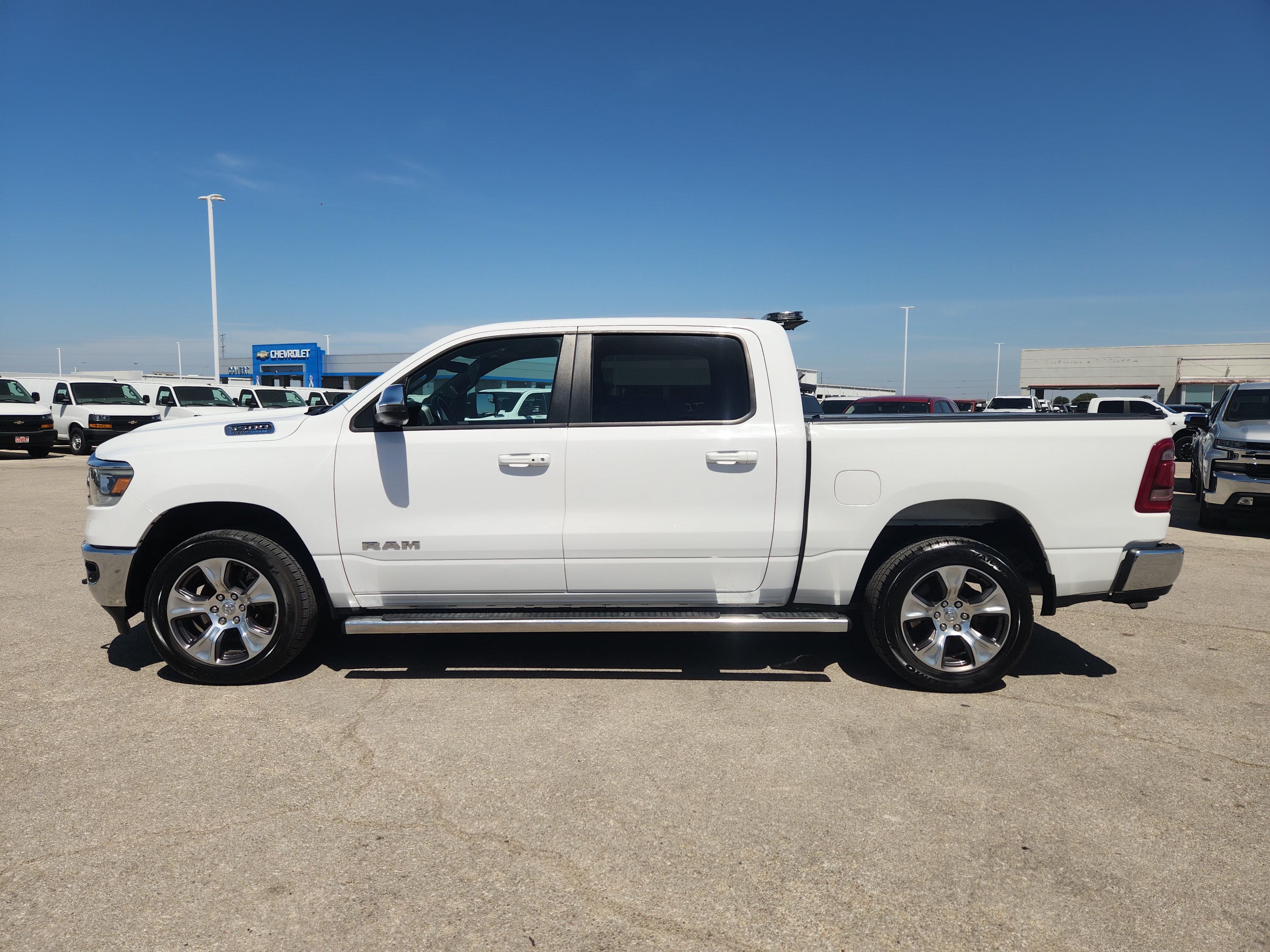 2023 RAM 1500 Laramie Crew Cab 4x4 5'7" Box