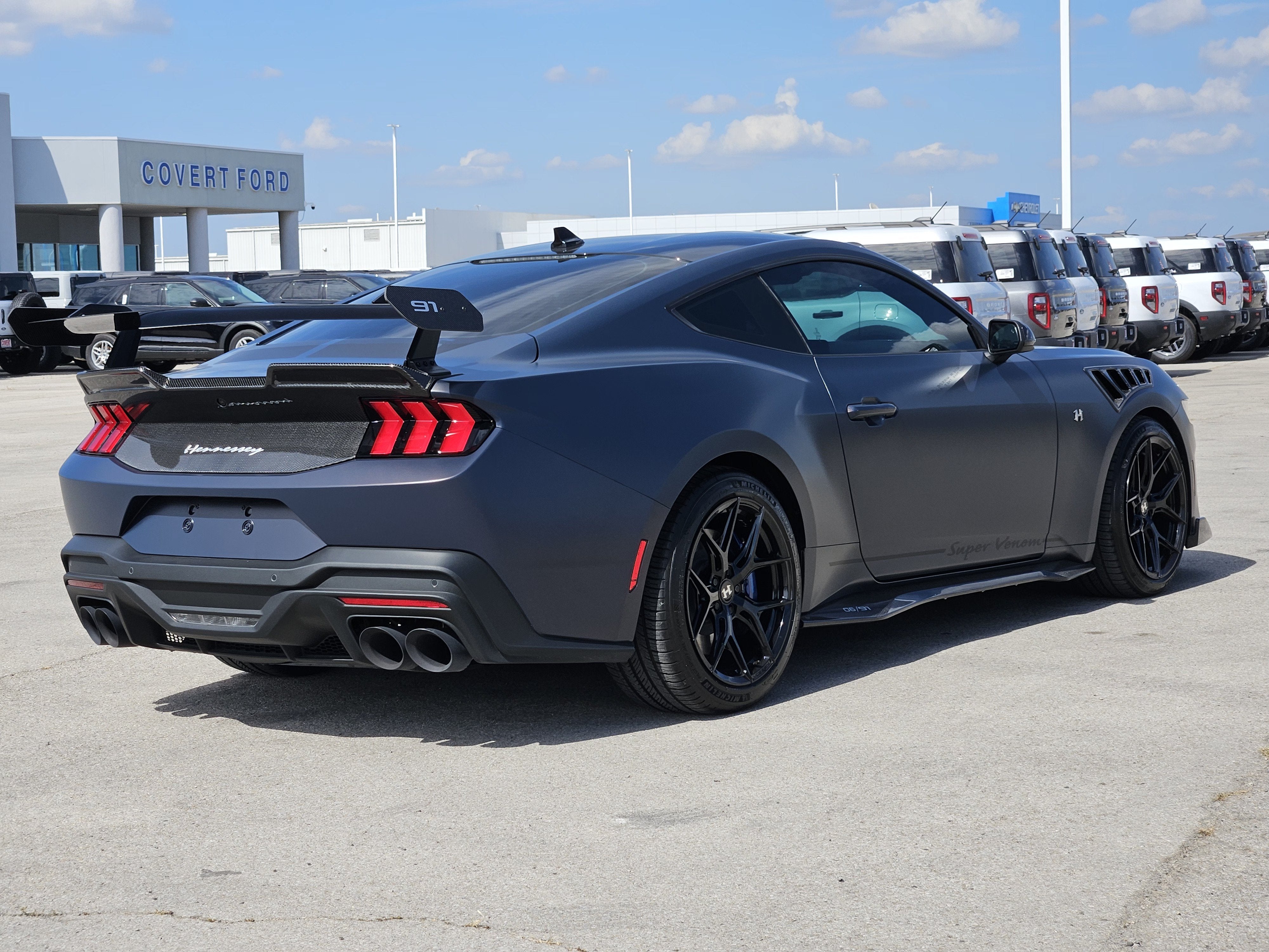 2025 Ford Mustang Dark Horse