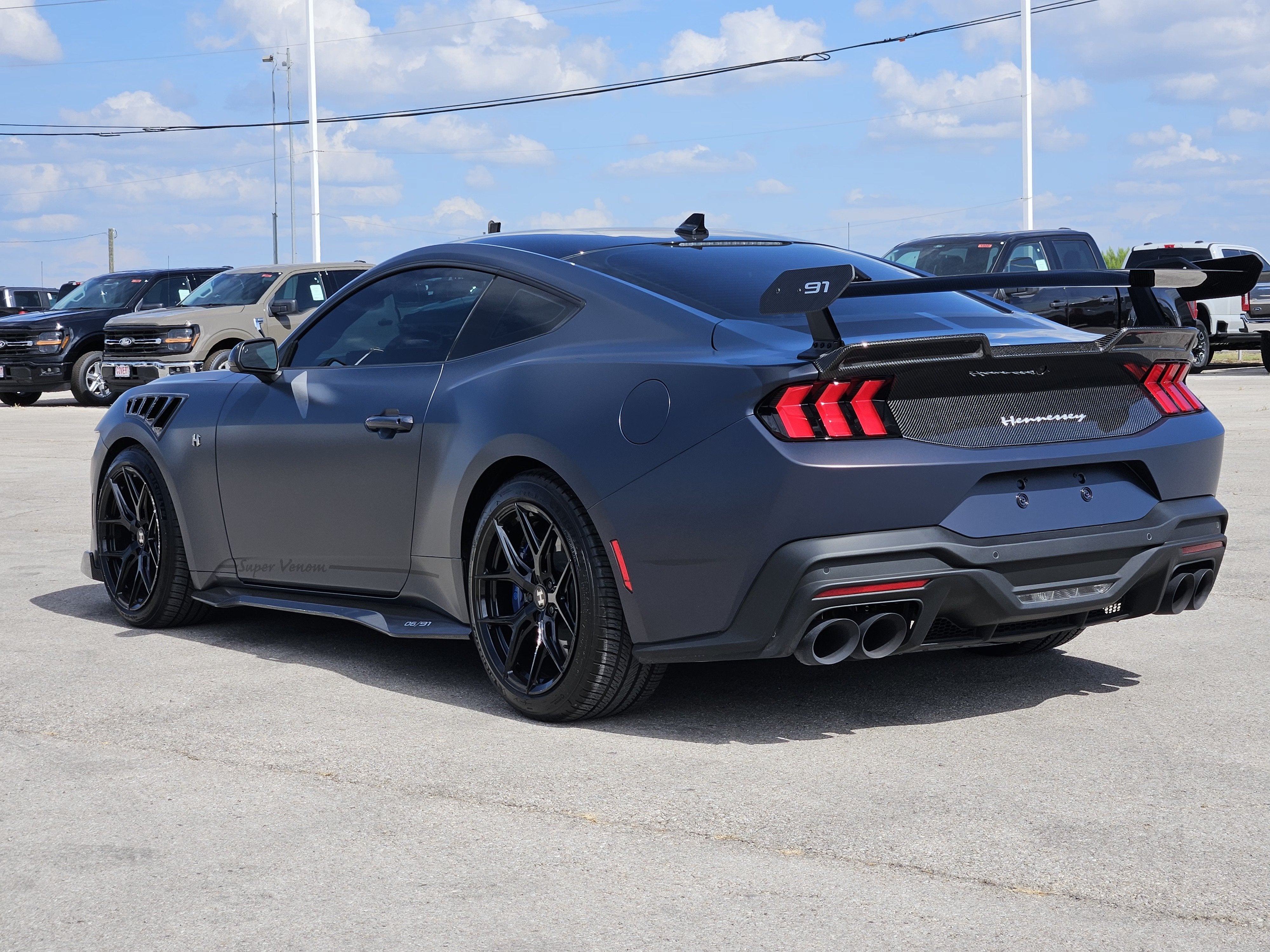 2025 Ford Mustang Dark Horse