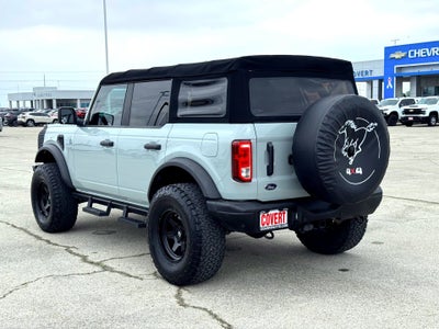 2021 Ford Bronco Base