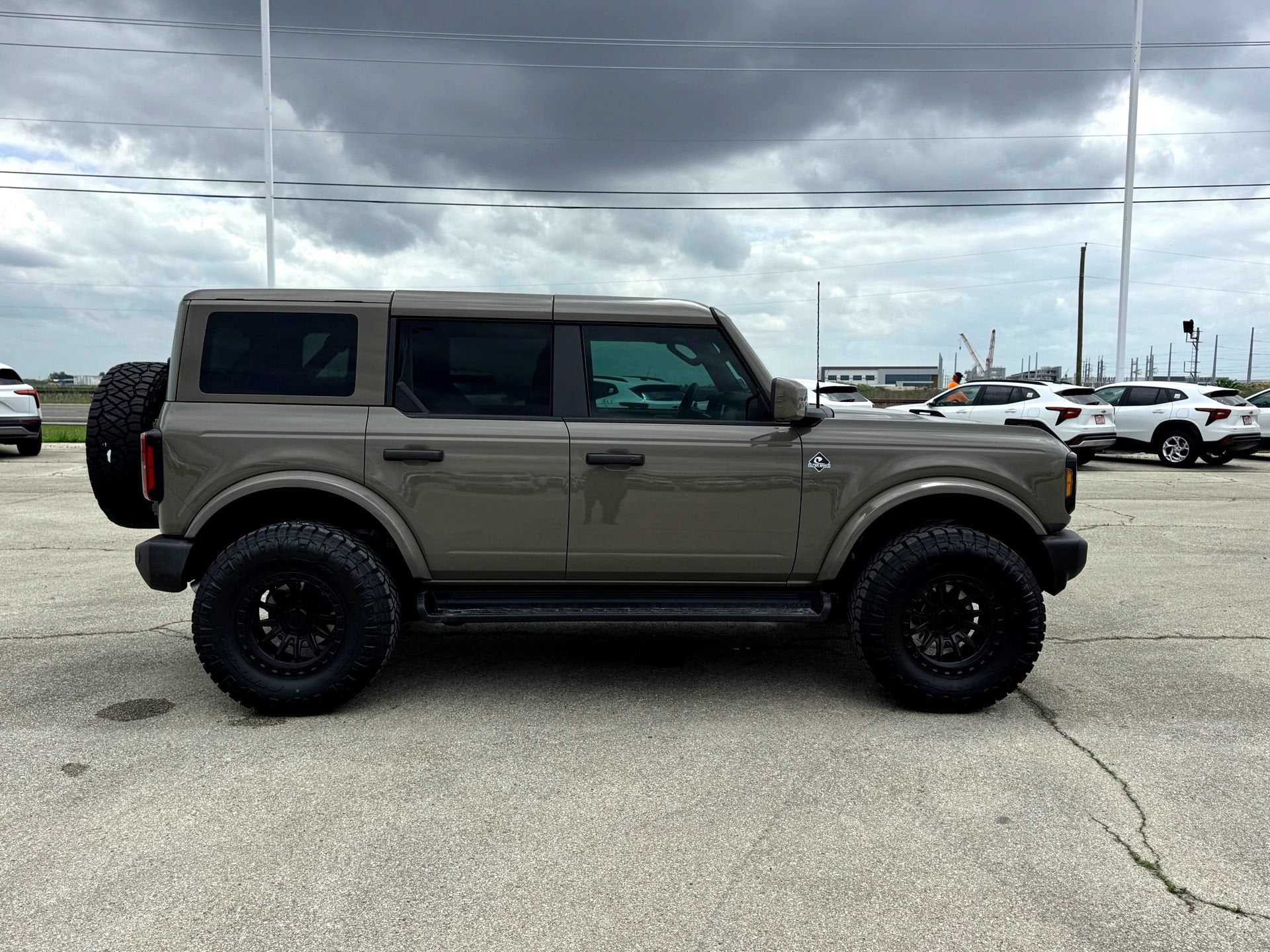 2026 Ford Bronco Outer Banks