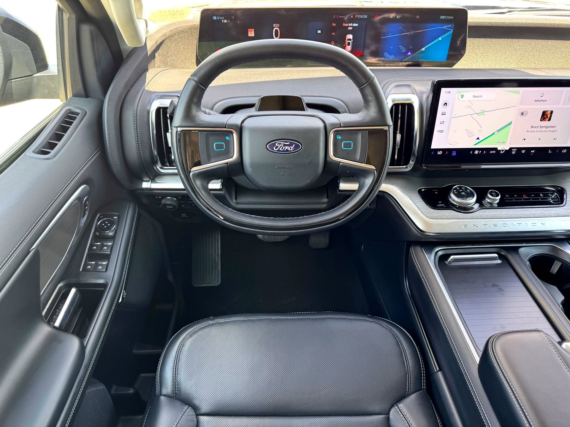 2025 Ford Expedition Platinum
