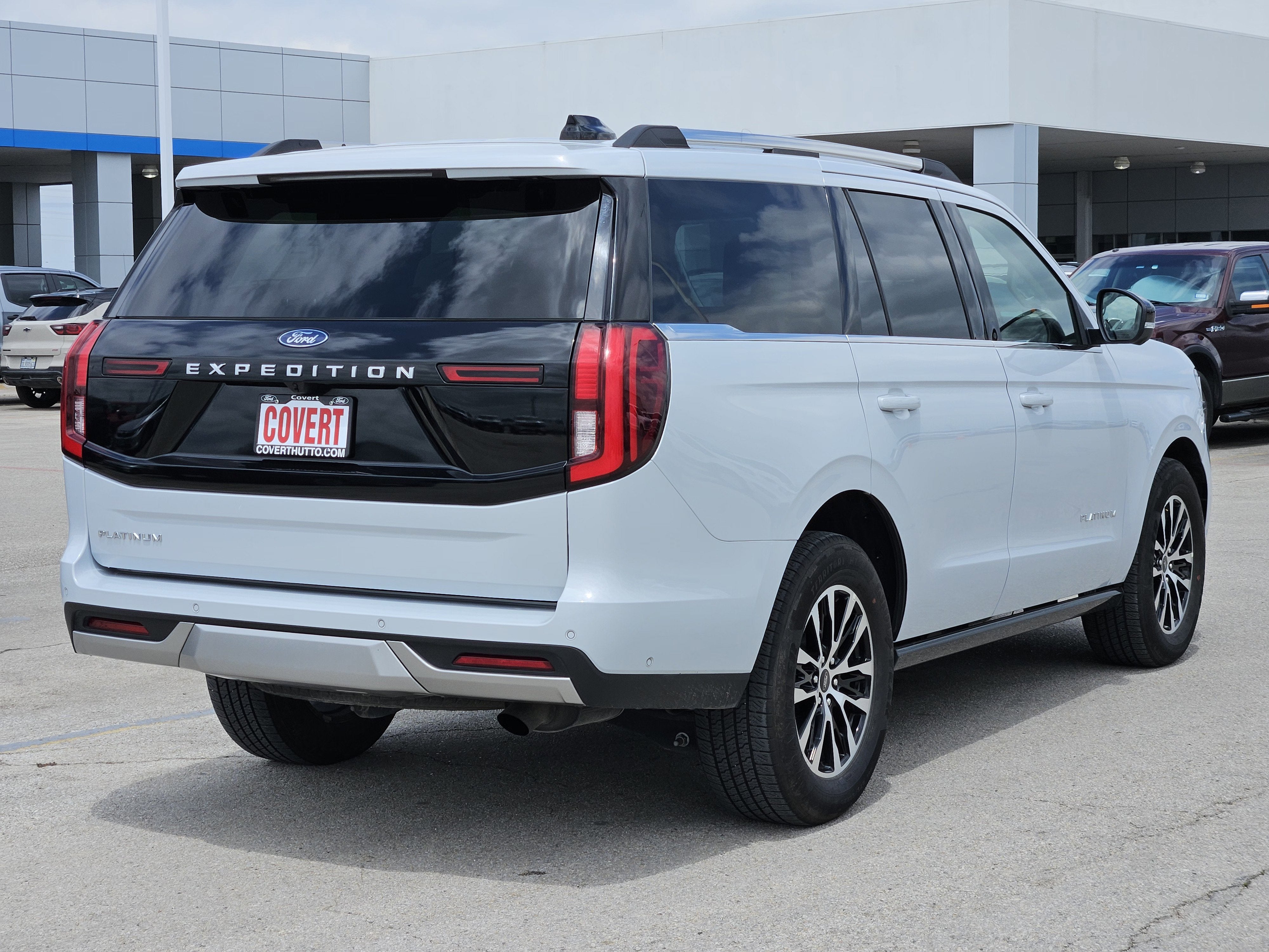 2025 Ford Expedition Platinum