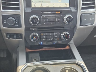2017 Ford Super Duty F-250 SRW Lariat