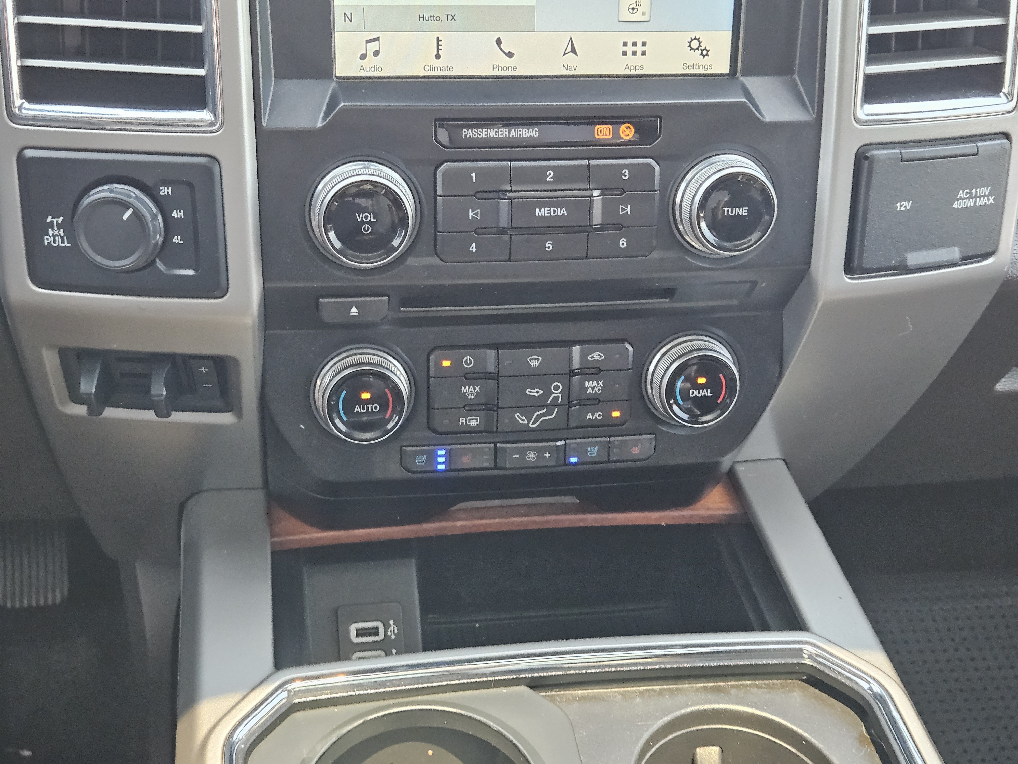 2017 Ford Super Duty F-250 SRW Lariat