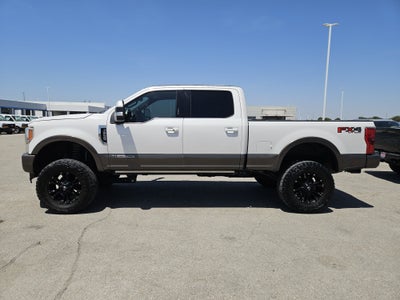 2017 Ford Super Duty F-250 SRW Lariat