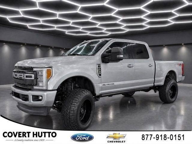 2017 Ford Super Duty F-250 SRW Lariat