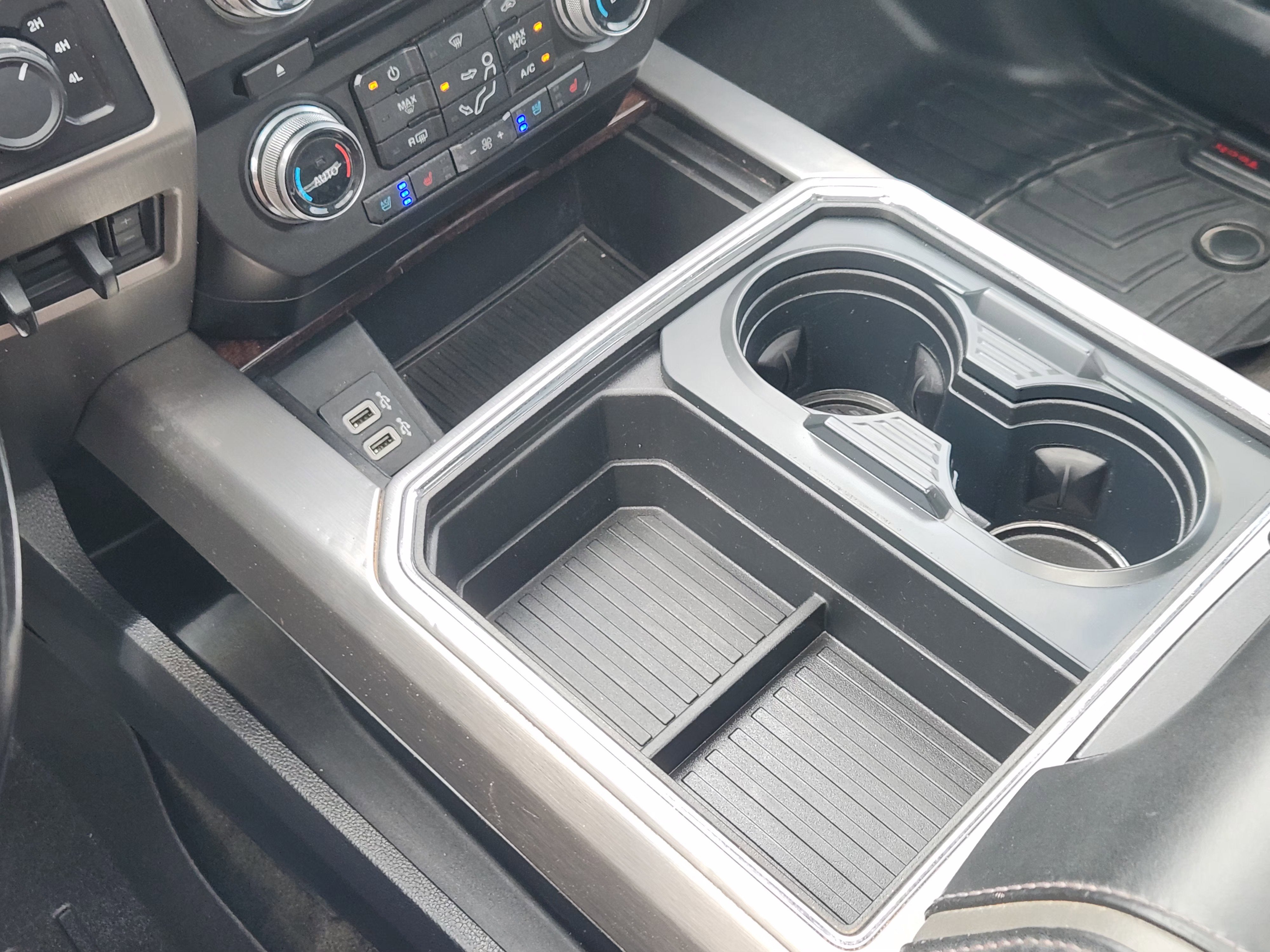 2017 Ford Super Duty F-250 SRW Lariat