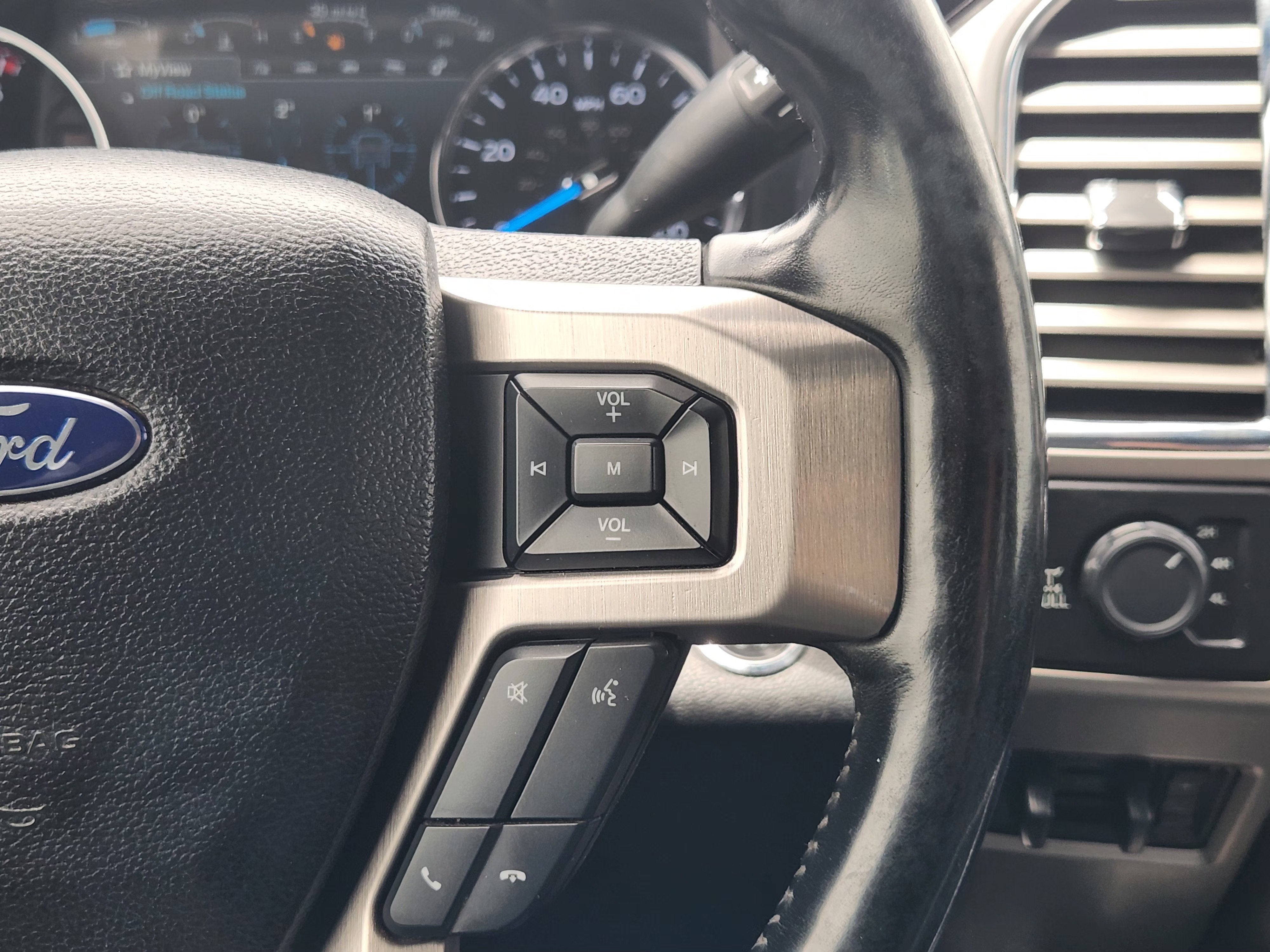 2017 Ford Super Duty F-250 SRW Lariat