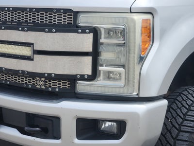 2017 Ford Super Duty F-250 SRW Lariat