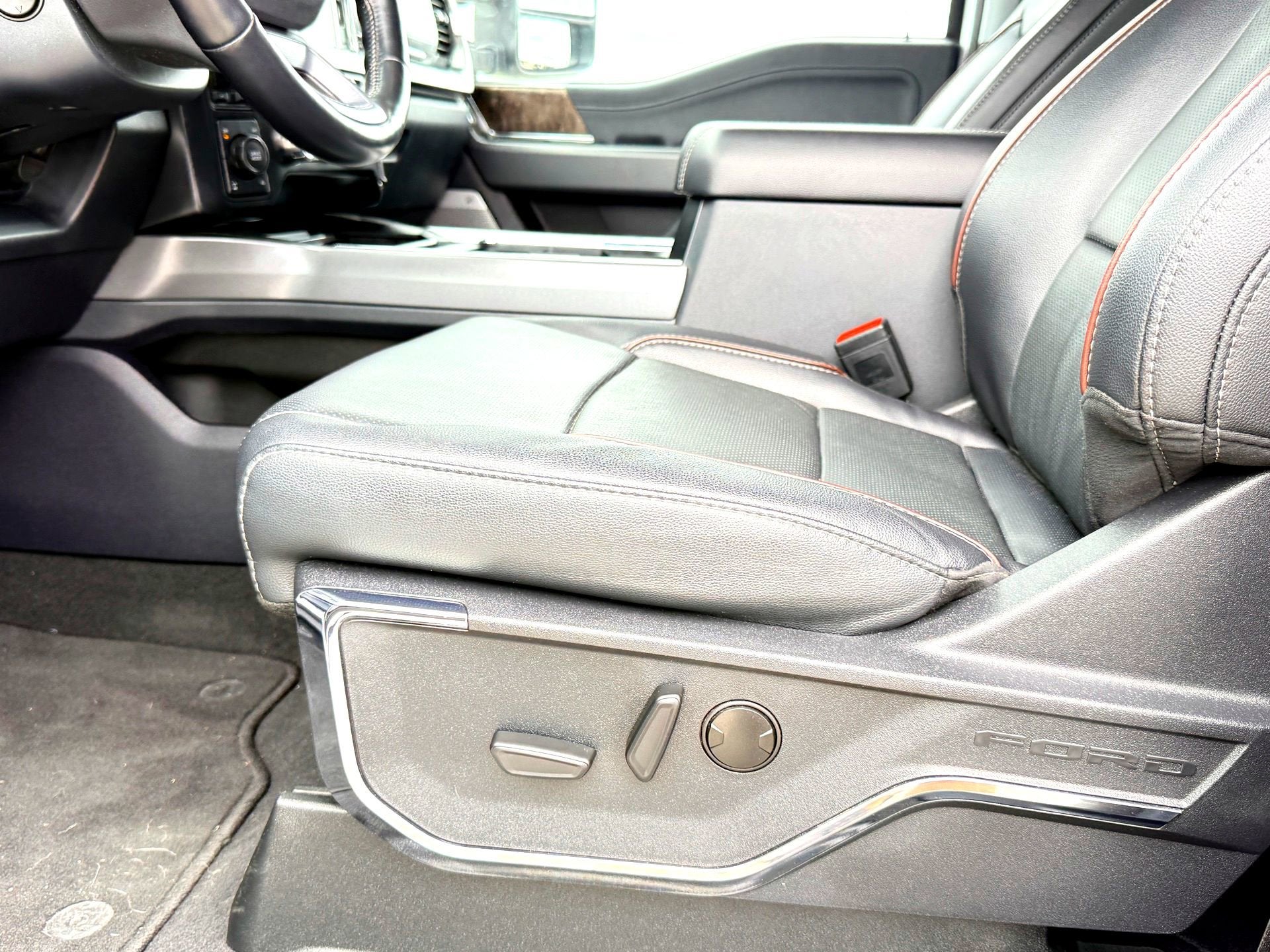 2023 Ford Super Duty F-350 SRW XL