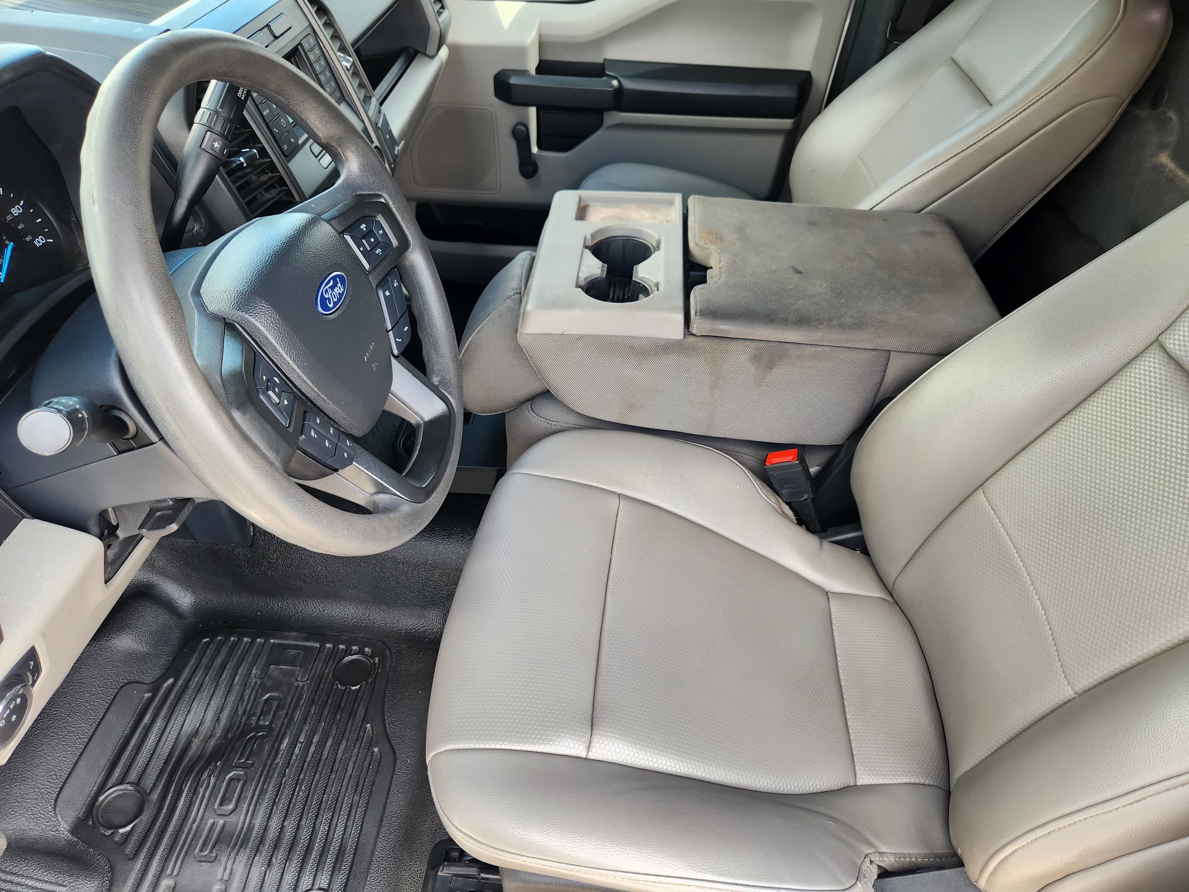 2022 Ford Super Duty F-350 SRW XL