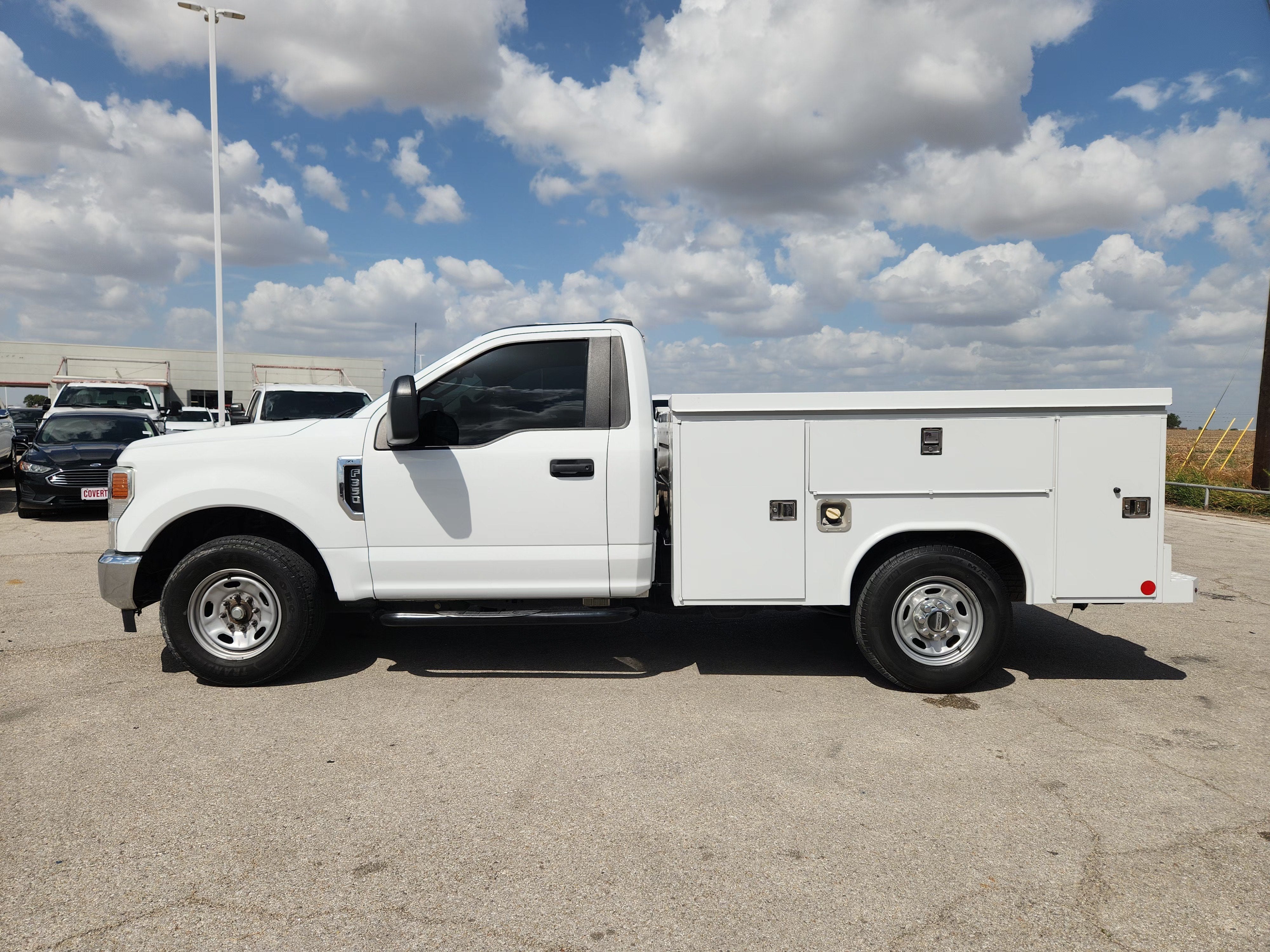 2022 Ford Super Duty F-350 SRW XL