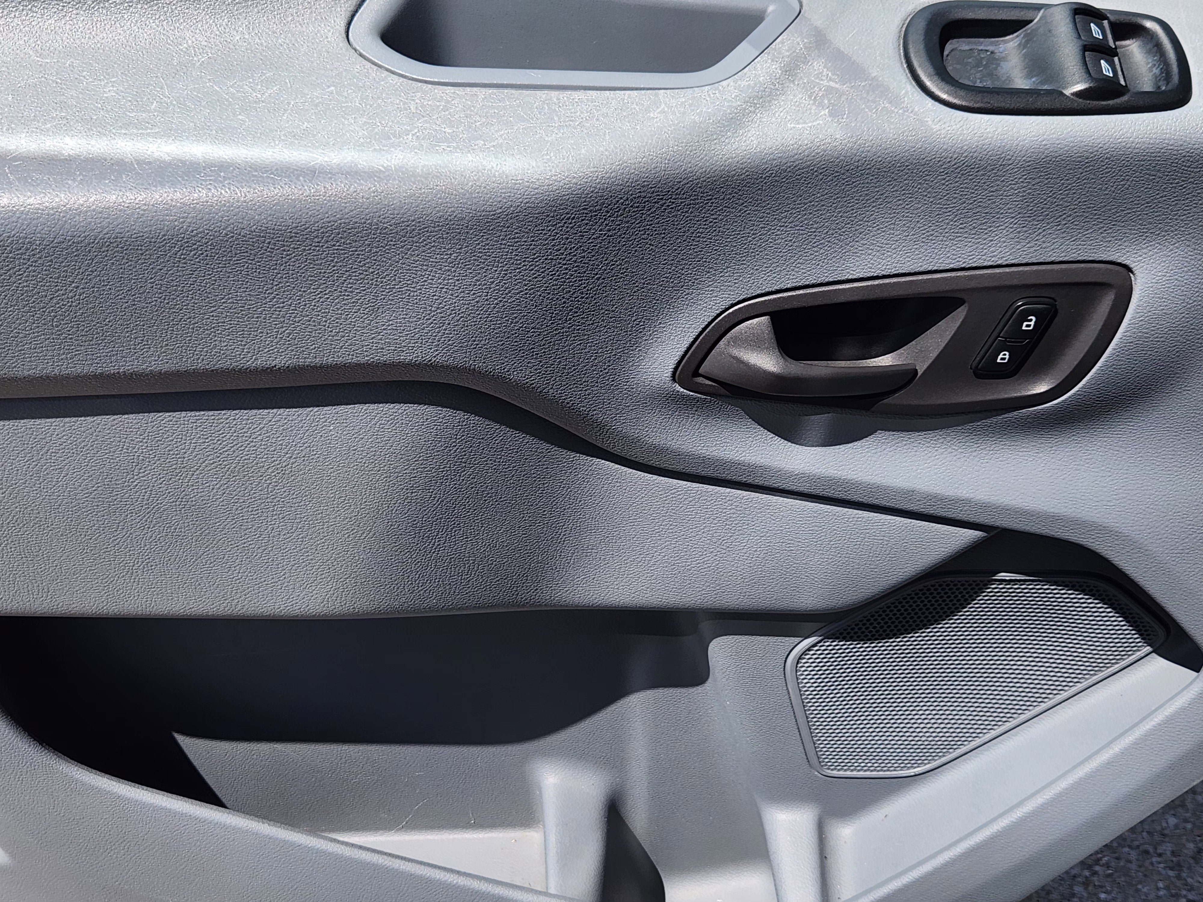 2019 Ford Transit Van T-150 MD RF GVWR